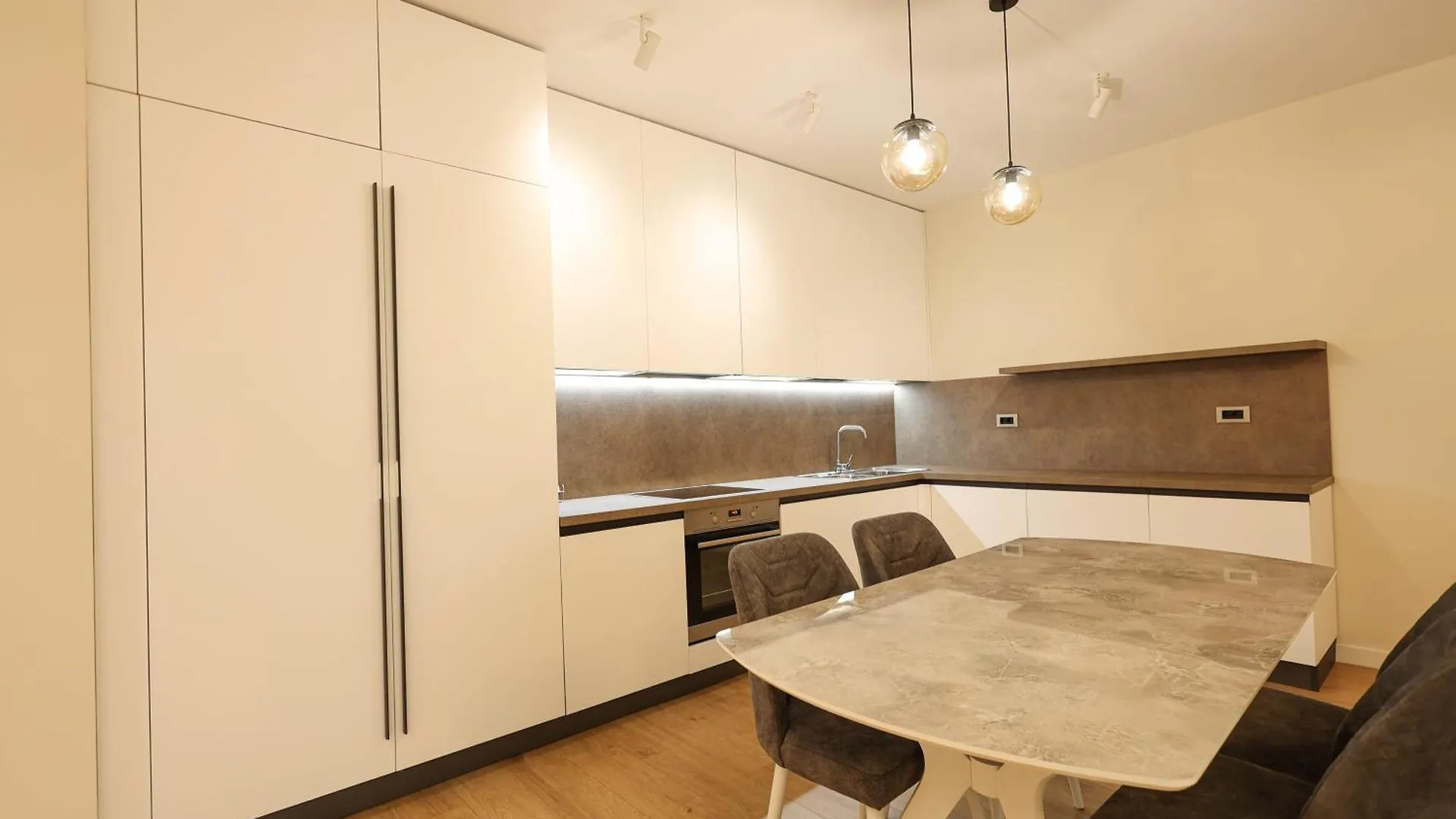 Grandstay Portside Durres