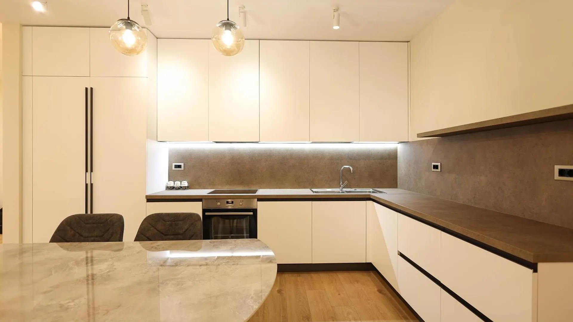 Apartment Grandstay Portside Durres