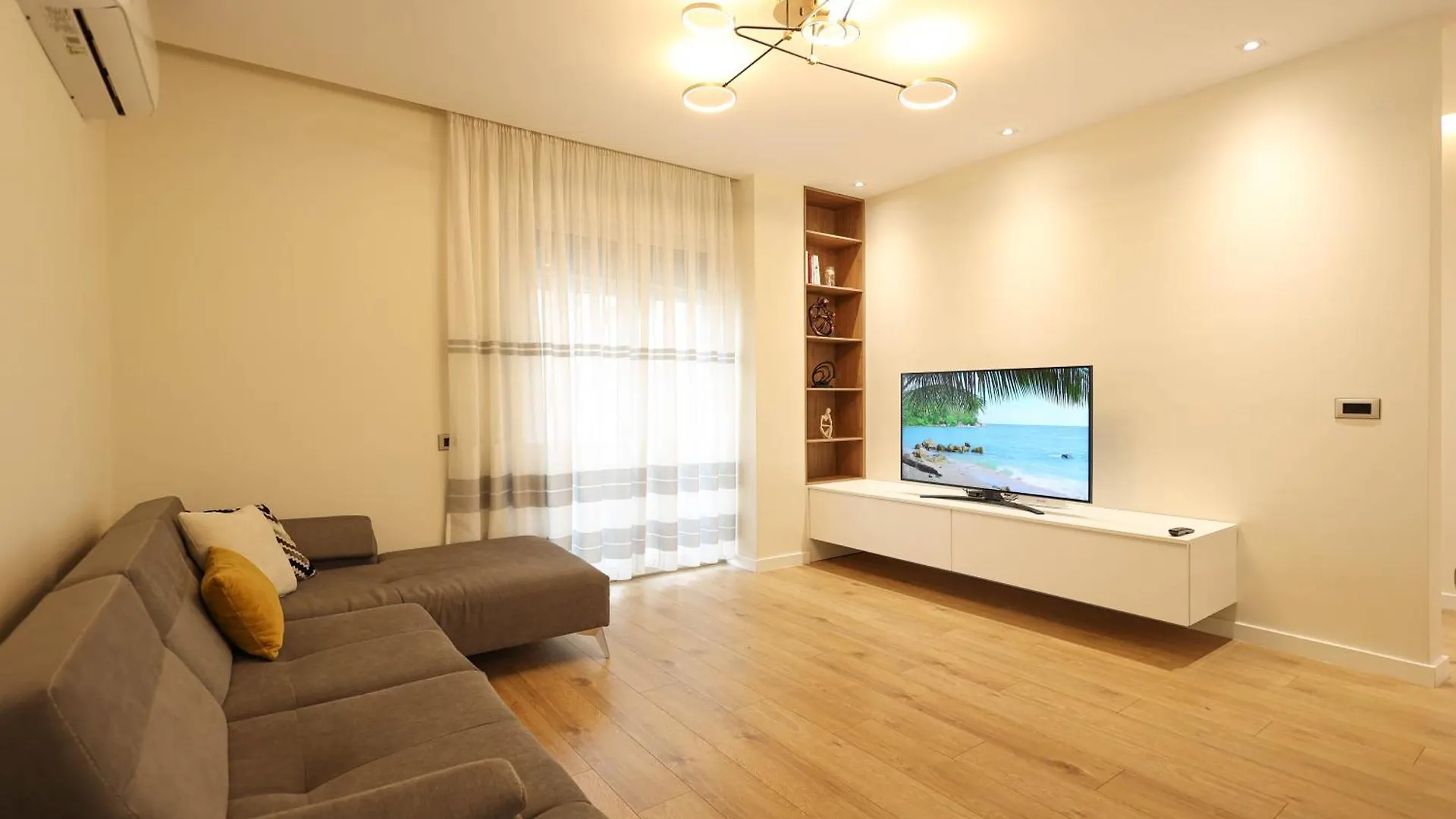 Grandstay Portside Durres Apartment